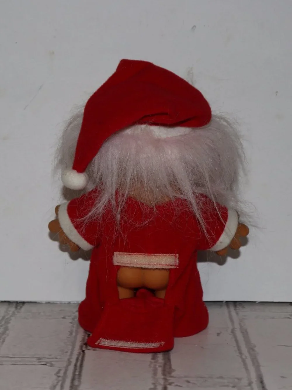 🎅 Vintage Santa Troll Doll · 8